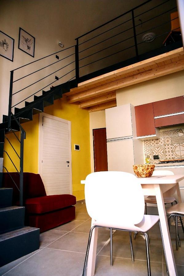 Center Street Apartment Catania Bagian luar foto