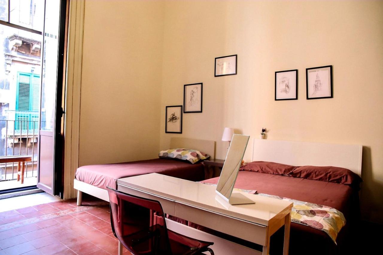 Center Street Apartment Catania Bagian luar foto